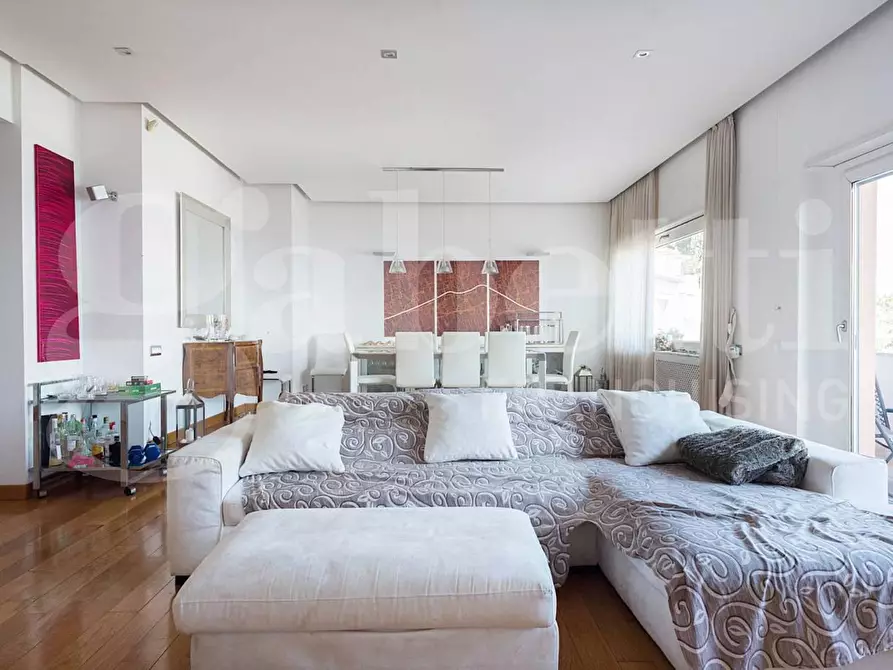 Immagine 5 di Appartamento in vendita  in Via Scipione Capece a Napoli