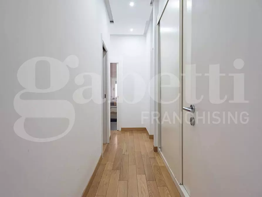 Immagine 20 di Appartamento in vendita  in Via Scipione Capece a Napoli