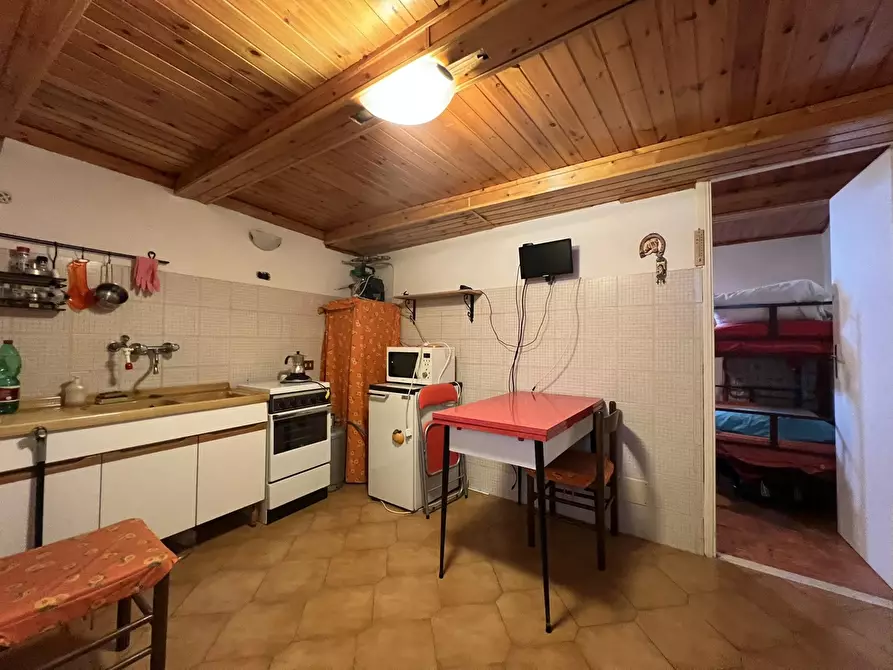 Immagine 3 di Appartamento in vendita  in Corso vittorio emanuele, 28 a Acuto