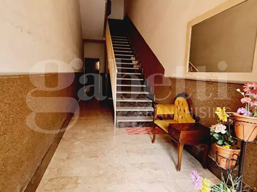Immagine 3 di Appartamento in vendita  in Via Santa Maria di GesÃ¹ a Palermo