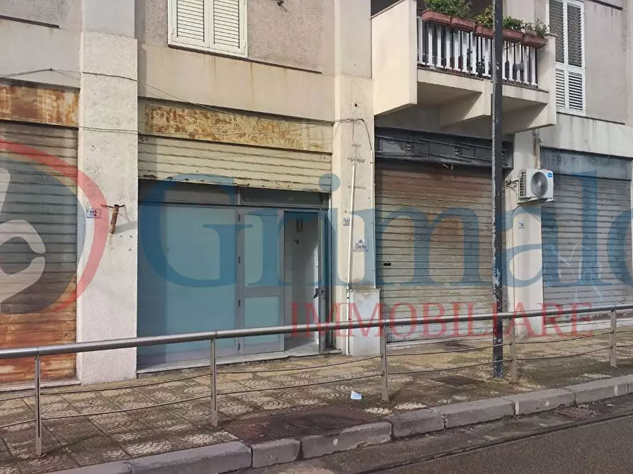 Immagine 3 di Negozio in vendita  in Via Garibaldi, 130 a Messina