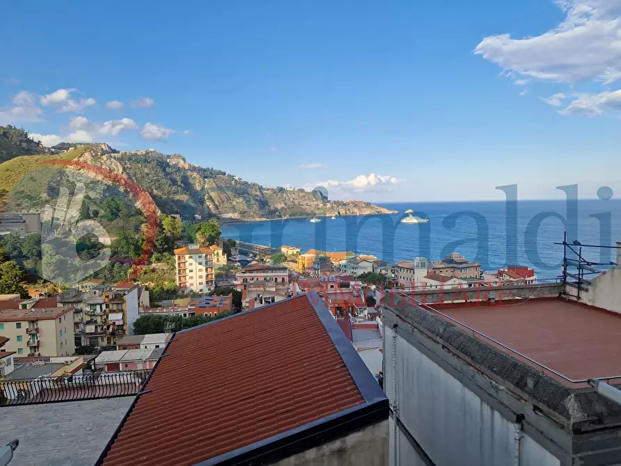 Immagine 2 di Appartamento in vendita  in Via Ortogrande, 67 a Giardini-Naxos