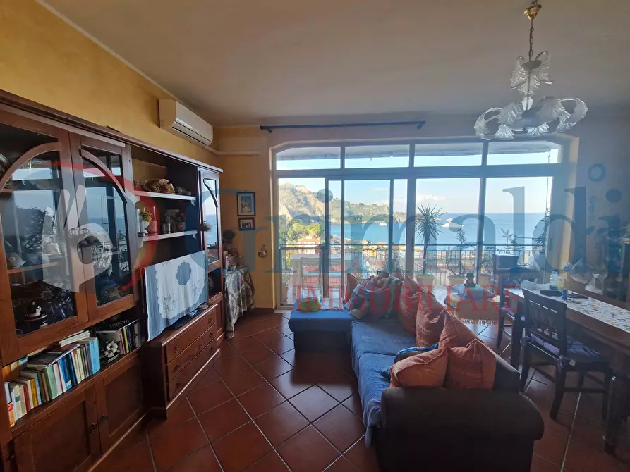 Immagine 7 di Appartamento in vendita  in Via Ortogrande, 67 a Giardini-Naxos