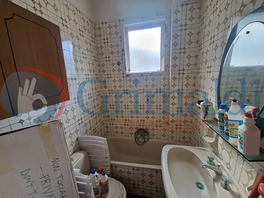 Immagine 12 di Appartamento in vendita  in Via Ortogrande, 65 a Giardini-Naxos