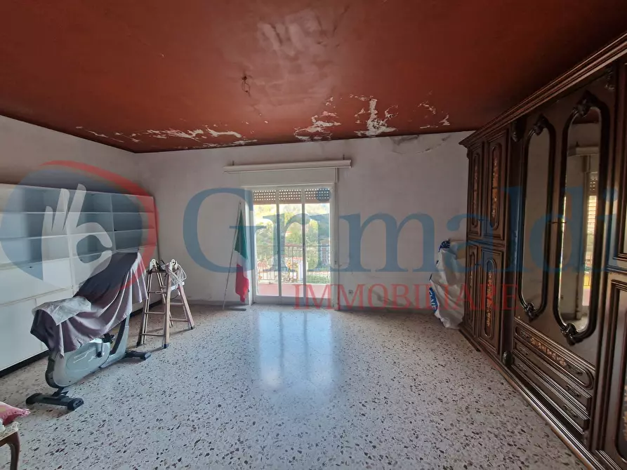 Immagine 10 di Appartamento in vendita  in Via Ortogrande, 65 a Giardini-Naxos