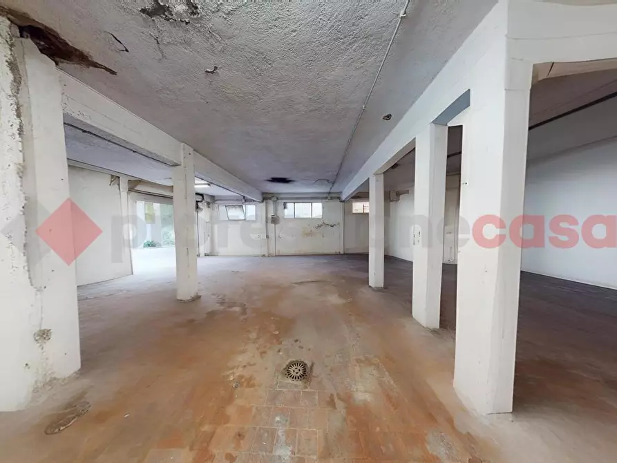 Immagine 8 di Magazzino in vendita  in Via Selvaforte, 23F a Roma