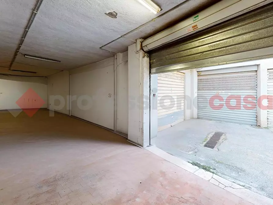 Immagine 17 di Magazzino in vendita  in Via Selvaforte, 23F a Roma