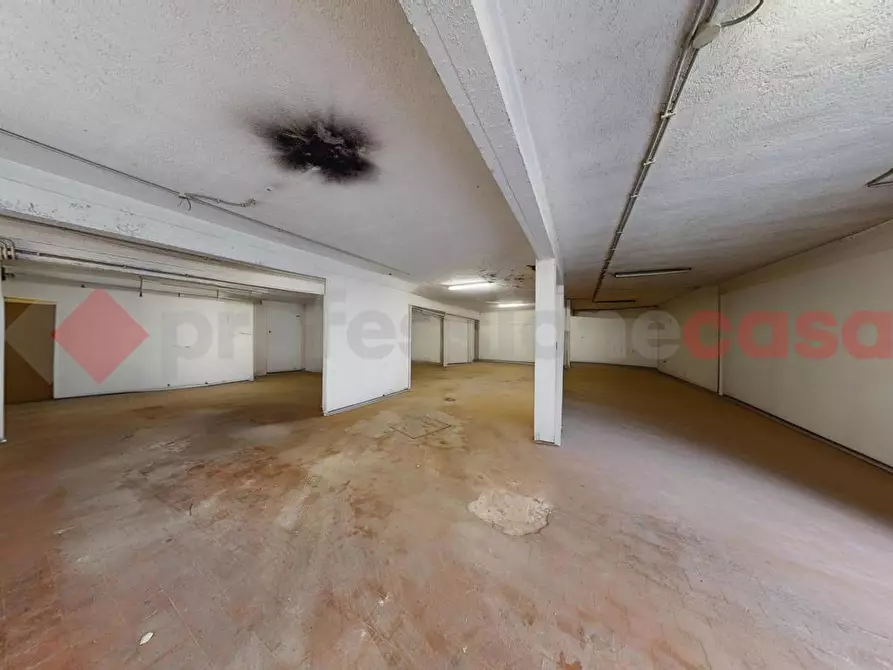 Immagine 3 di Magazzino in vendita  in Via Selvaforte, 23F a Roma