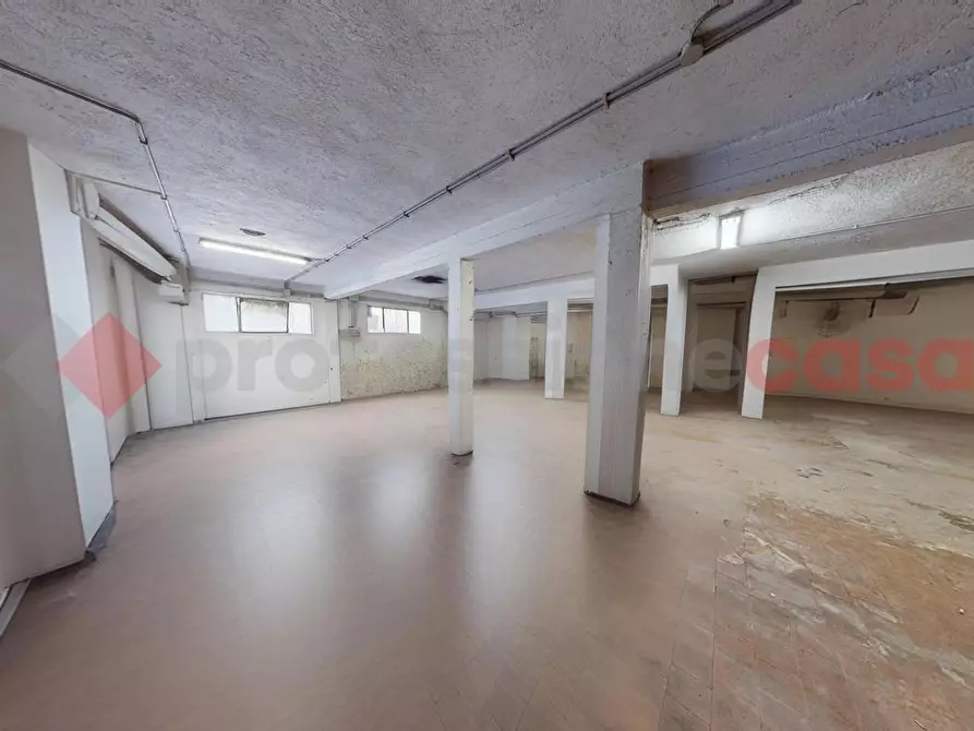 Immagine 13 di Magazzino in vendita  in Via Selvaforte, 23F a Roma