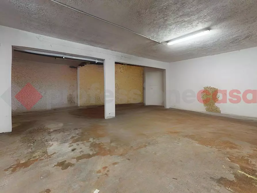 Immagine 16 di Magazzino in vendita  in Via Selvaforte, 23F a Roma