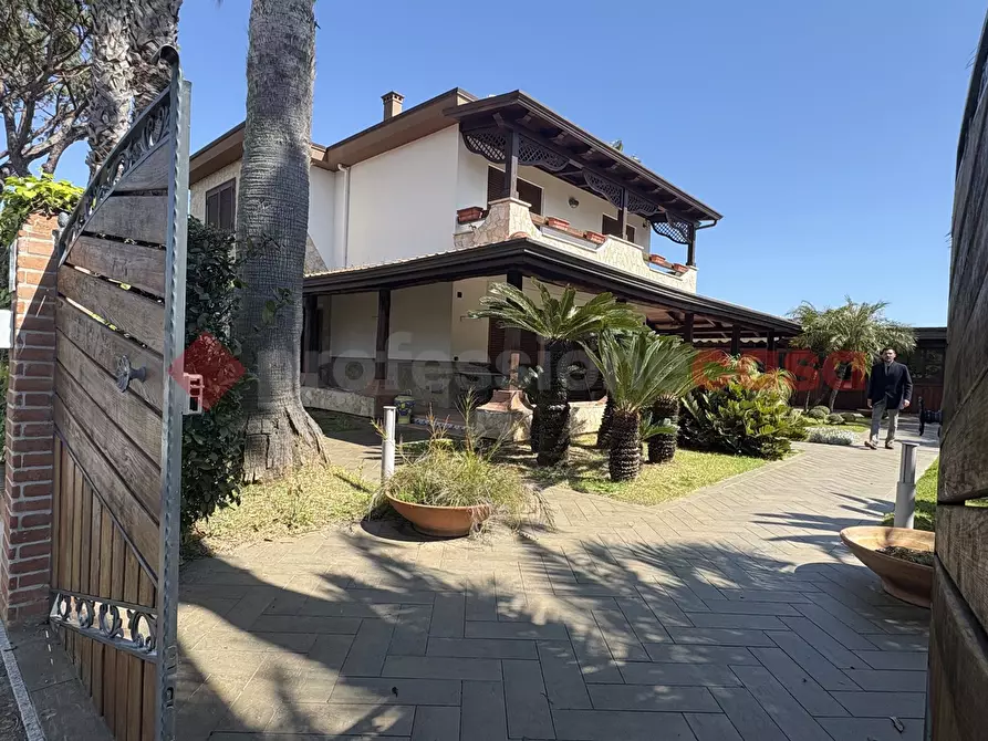 Immagine 45 di Villa in vendita  in Via RIO CLARO 2, 2 a Fondi