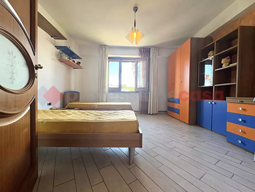 Immagine 23 di Villa in vendita  in Via RIO CLARO 2, 2 a Fondi