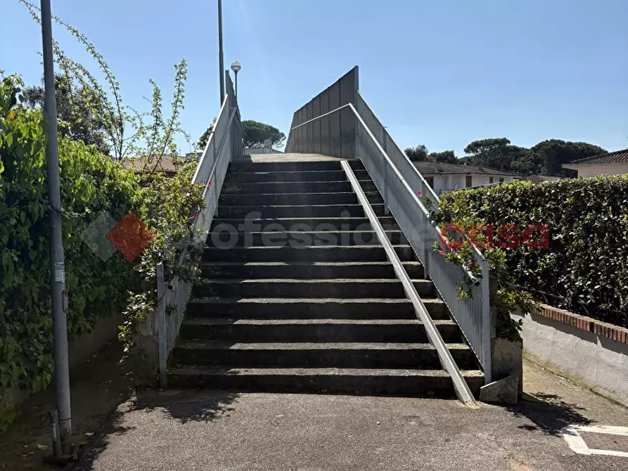 Immagine 49 di Villa in vendita  in Via RIO CLARO 2, 2 a Fondi