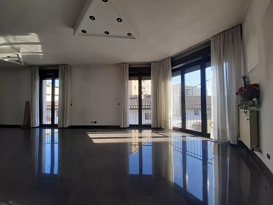 Immagine 17 di Appartamento in vendita  in Vicolo legnani, 2 a Legnano