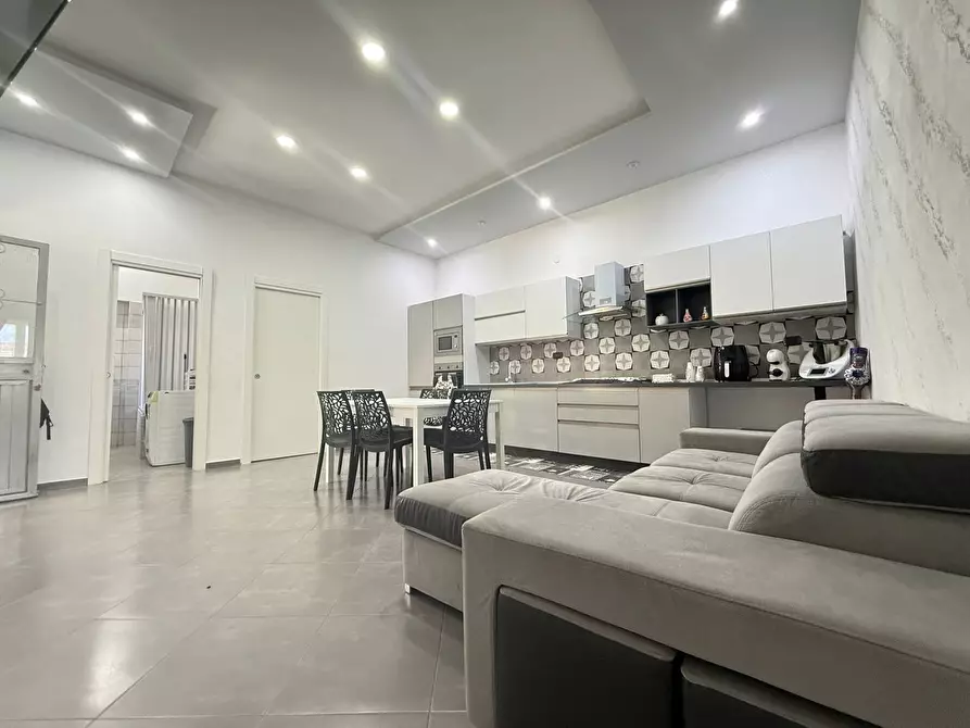 Immagine 5 di Appartamento in vendita  in Via Vittorio Emanuele a Castello Di Cisterna