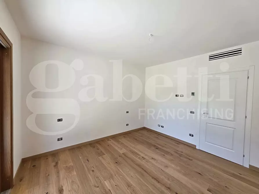 Immagine 30 di Villa in vendita  in Vicolo Del Conte, 70 a Roma