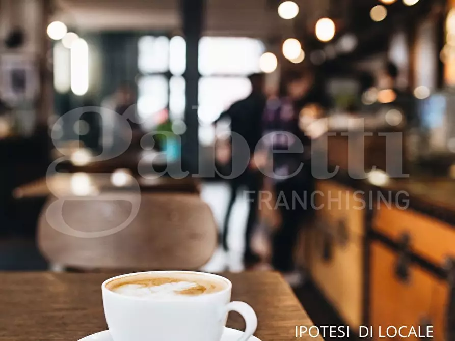 Immagine 1 di Bar / Ristorante in vendita  in Via SOTTOMARINA- LUNGOMARE ADRIATICO, 00 a Chioggia