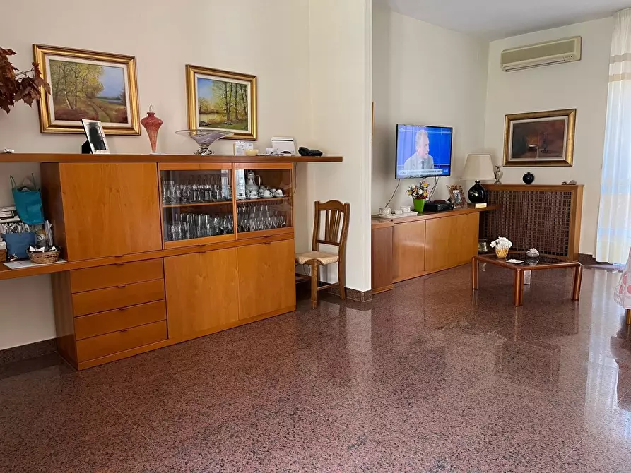 Immagine 2 di Casa indipendente in vendita  in Via BRINDISI a San Severo