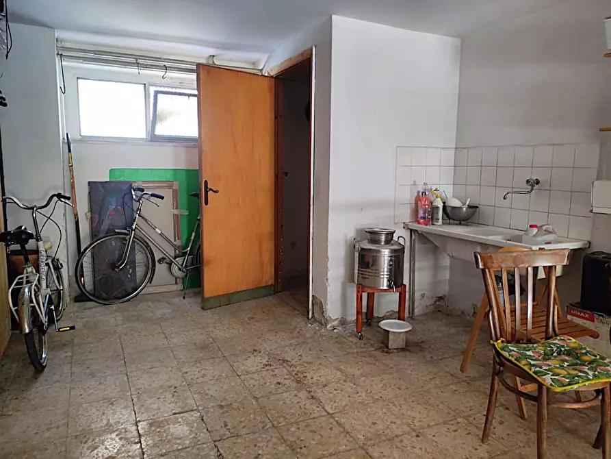 Immagine 19 di Appartamento in vendita  in Via GUIDO RENI a San Severo