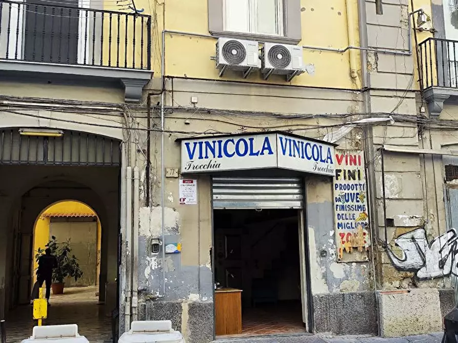 locale commerciale in vendita a Napoli