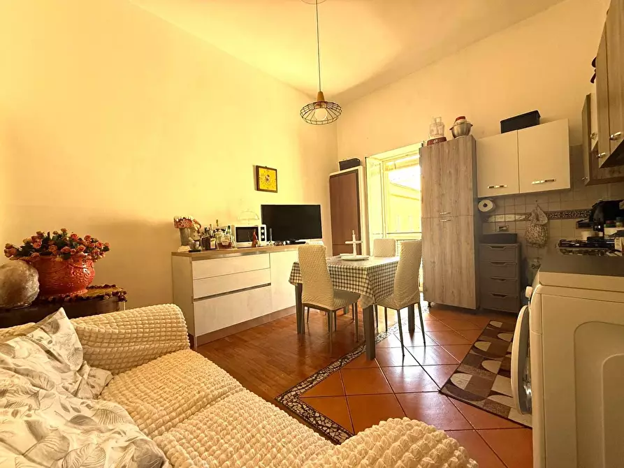 Immagine 1 di Appartamento in vendita  in Via Andrea Cantelmo a Napoli