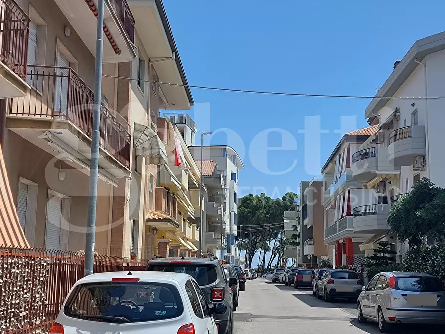 Immagine 25 di Appartamento in vendita  in Via delle Regioni, 12 a Alba Adriatica
