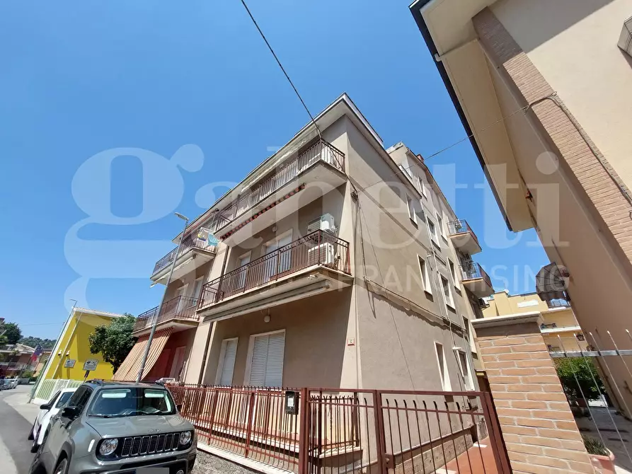 Immagine 22 di Appartamento in vendita  in Via delle Regioni, 12 a Alba Adriatica