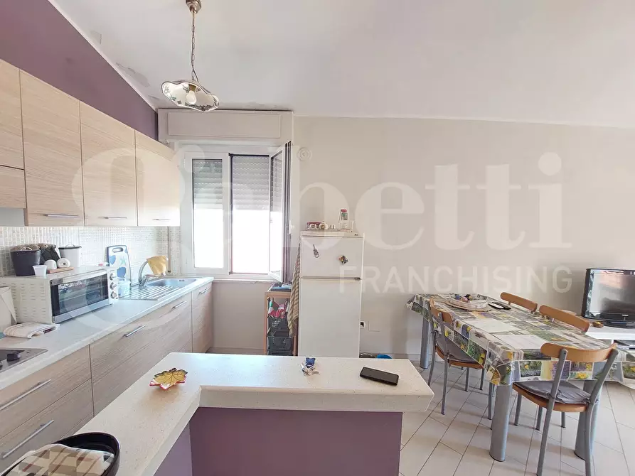 Immagine 15 di Appartamento in vendita  in Via delle Regioni, 12 a Alba Adriatica