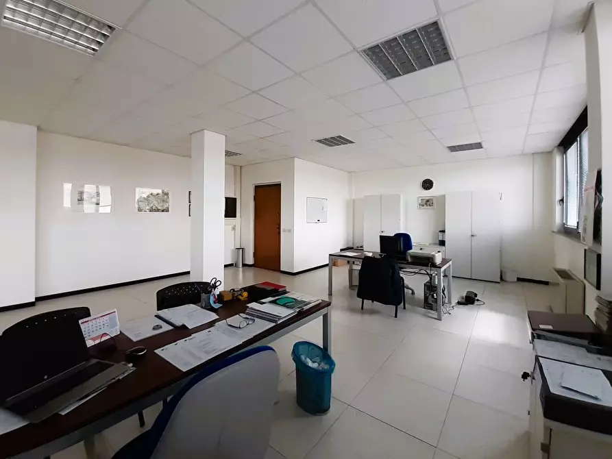 Immagine 12 di Ufficio in vendita  in Via FRATELLI ROSSELLI, 28 a Rescaldina