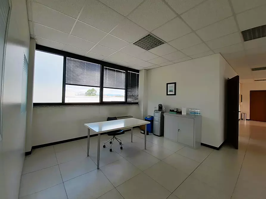 Immagine 6 di Ufficio in vendita  in Via FRATELLI ROSSELLI, 28 a Rescaldina