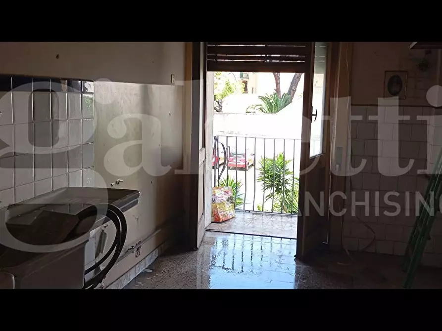 Immagine 3 di Appartamento in vendita  in Via Imperatore Adriano, 28 a Lecce