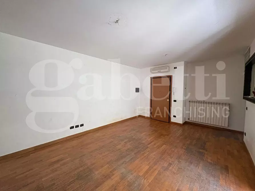 Immagine 5 di Appartamento in vendita  in Via Siligo, 10 a Roma