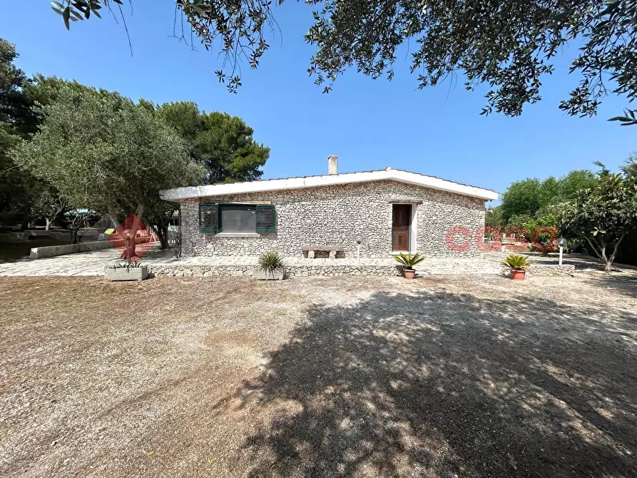 Immagine 1 di Villa in vendita  in Via san giovanni a Santa Cesarea Terme