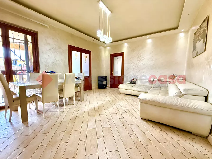 Immagine 1 di Appartamento in vendita  in Via de gasperi, 195 a Acerra