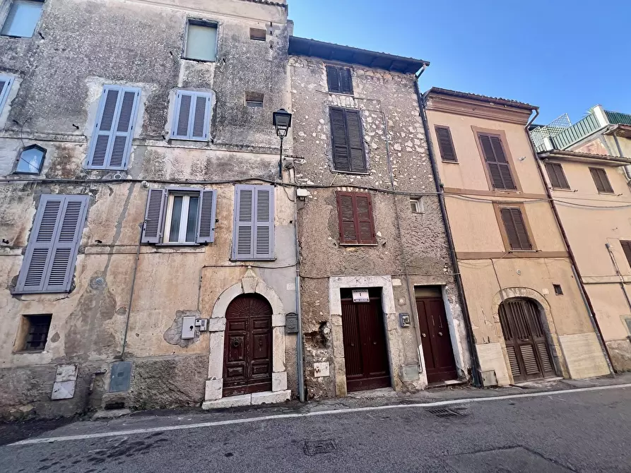 Immagine 12 di Appartamento in vendita  in Corso Umberto, 33 a Acuto