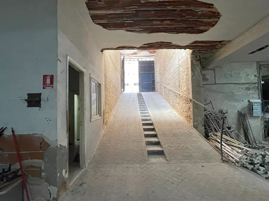 Immagine 10 di Box auto in vendita  in Viale tica, 6 a Siracusa