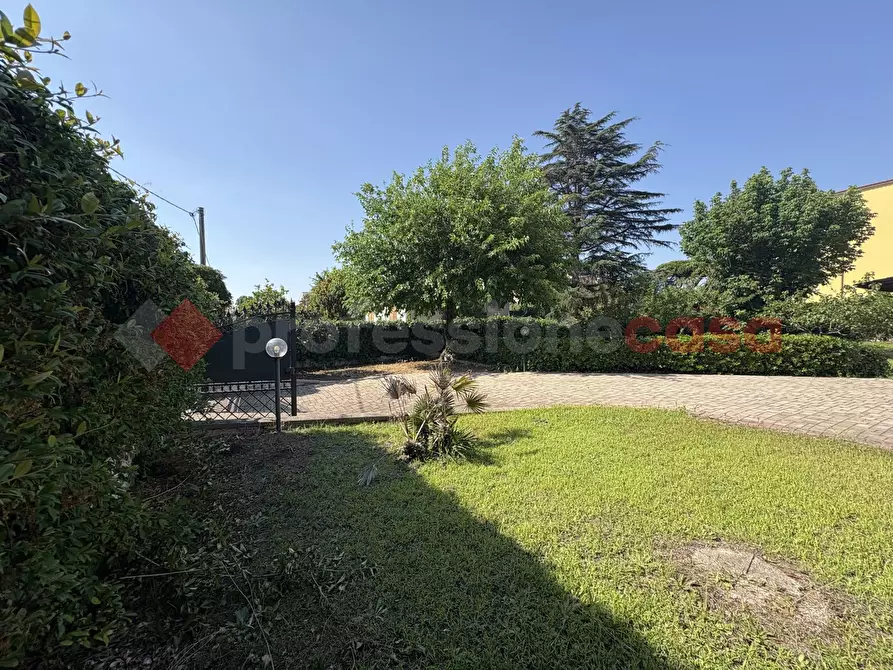 Immagine 12 di Casa trifamiliare in vendita  in Strada PROVINCIALE SAN FELICE CIRCEO, 5 a Terracina