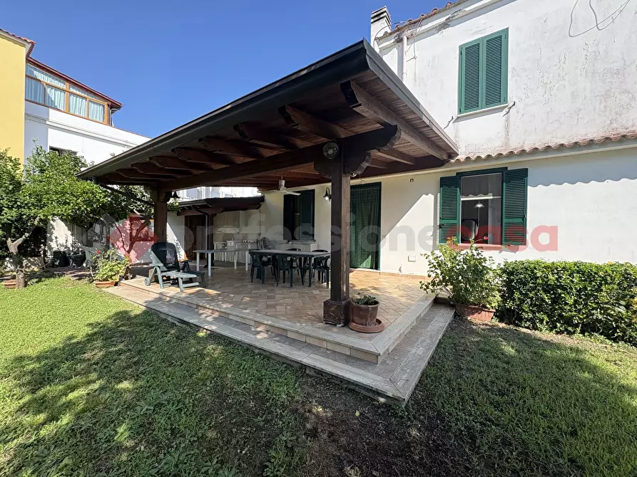Immagine 25 di Casa trifamiliare in vendita  in Strada PROVINCIALE SAN FELICE CIRCEO, 5 a Terracina