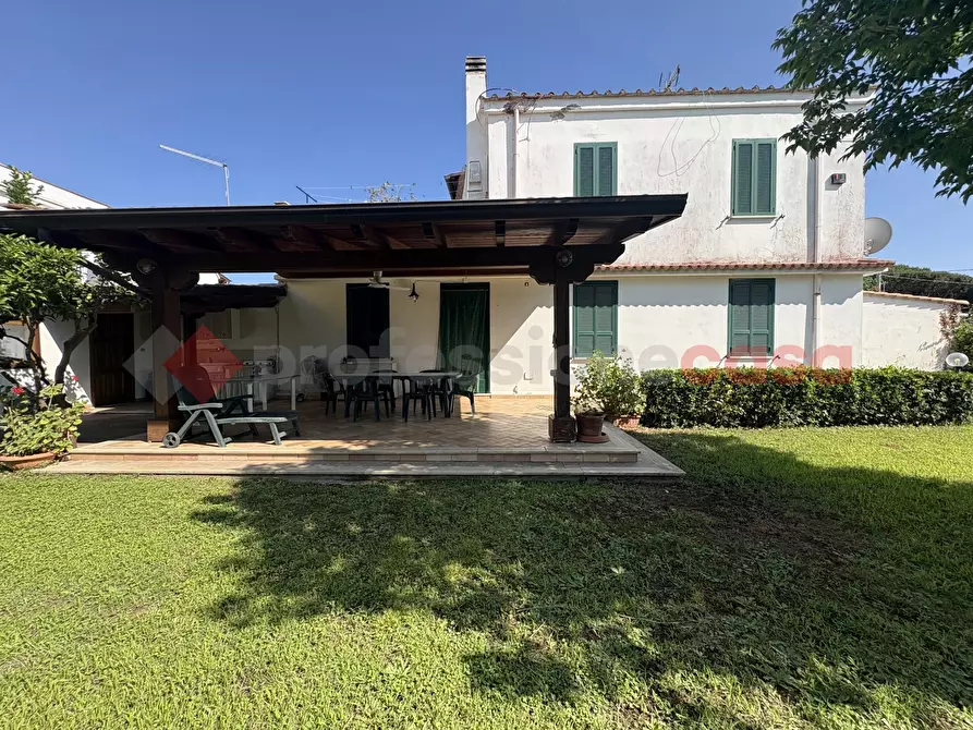 Immagine 1 di Casa trifamiliare in vendita  in Strada PROVINCIALE SAN FELICE CIRCEO, 5 a Terracina