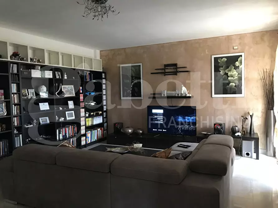 Immagine 2 di Appartamento in vendita  in Via Peucetia, 27 a Cassano Delle Murge