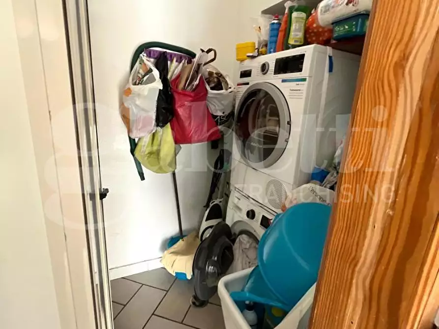 Immagine 15 di Palazzo in vendita  in Via madonna dell'arco a Sant'anastasia