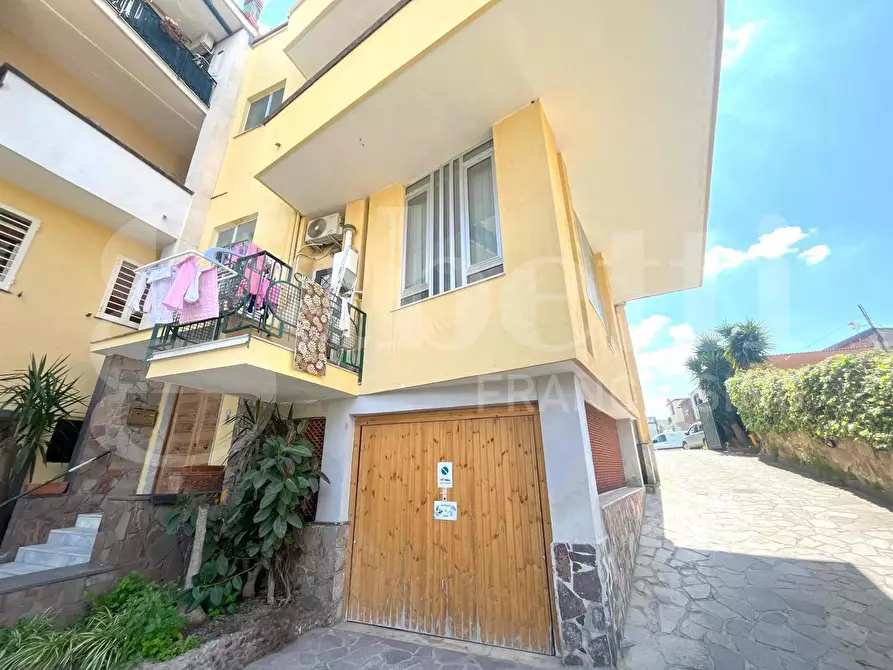 Immagine 3 di Palazzo in vendita  in Via madonna dell'arco a Sant'anastasia