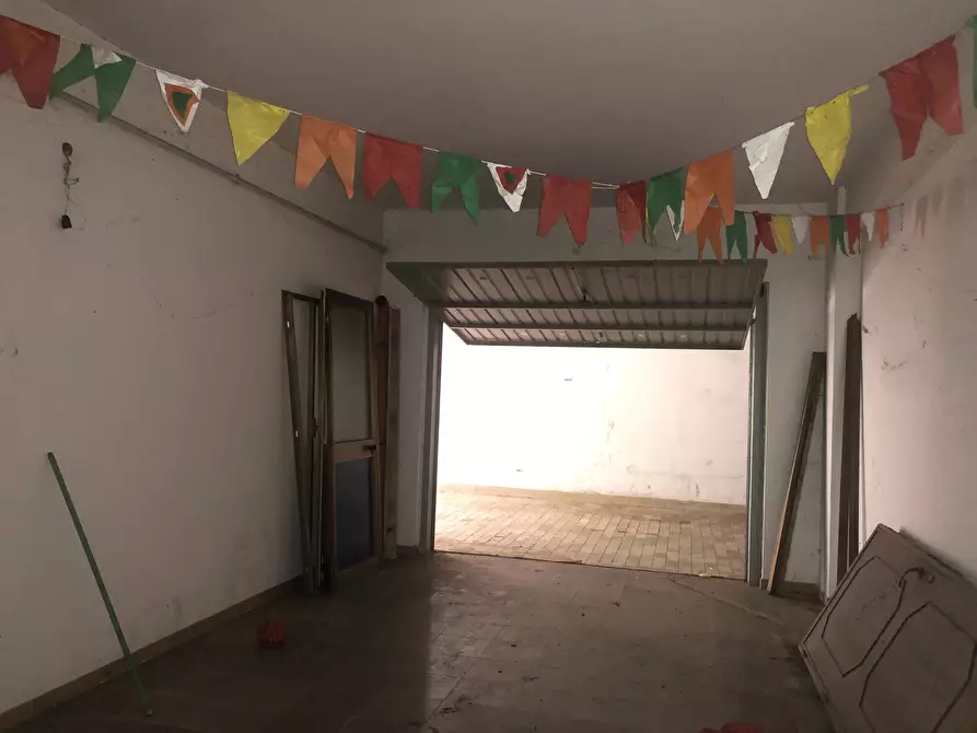 Immagine 5 di Box auto in vendita  in Via Vittorio Emanuele Orlando, 32/B a Santa Flavia