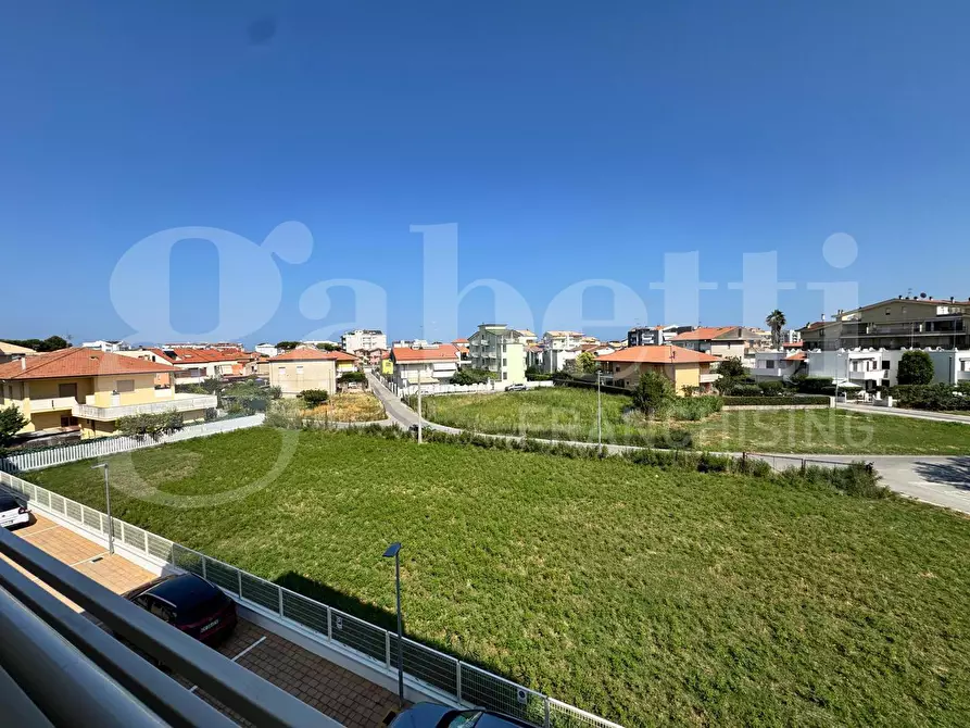 Immagine 19 di Appartamento in vendita  in Via Isonzo, snc a Tortoreto