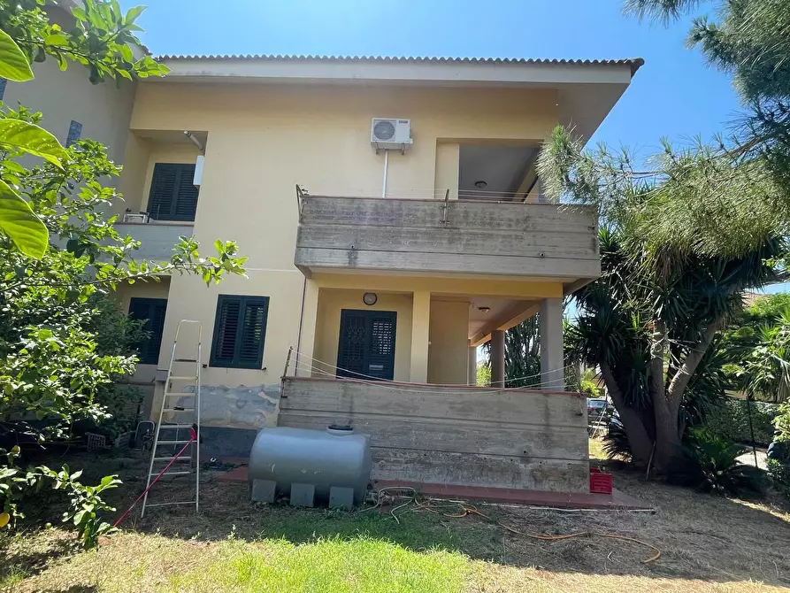 Immagine 2 di Villetta a schiera in vendita  in Via giovanni falcone, 1 a Priolo Gargallo