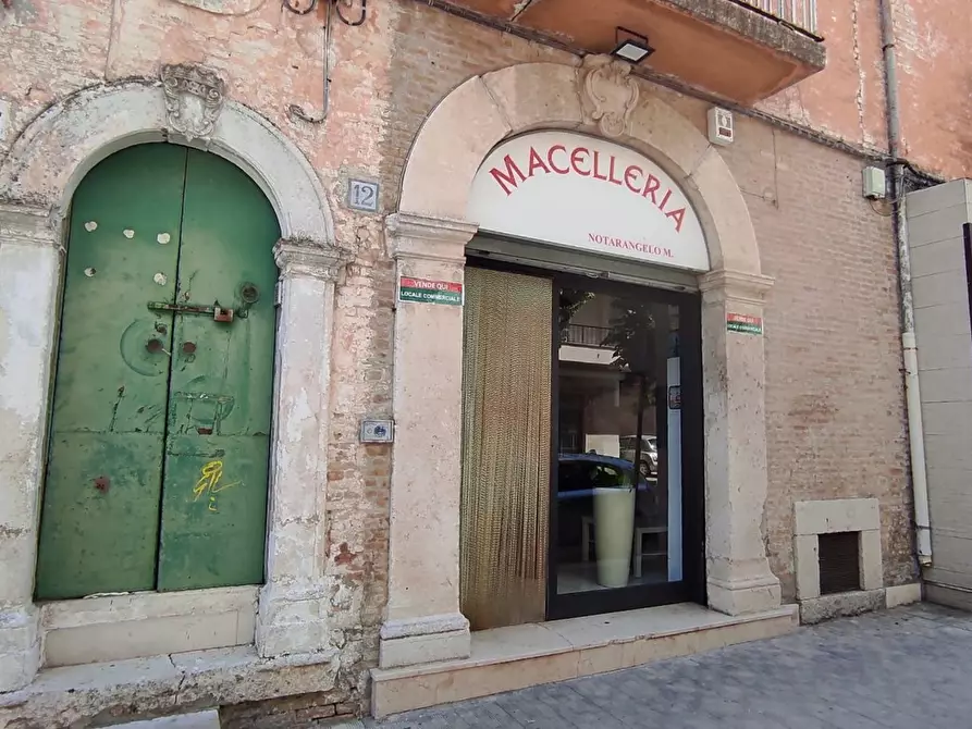 Immagine 10 di Negozio in vendita  in Via DON FELICE CANELLI a San Severo