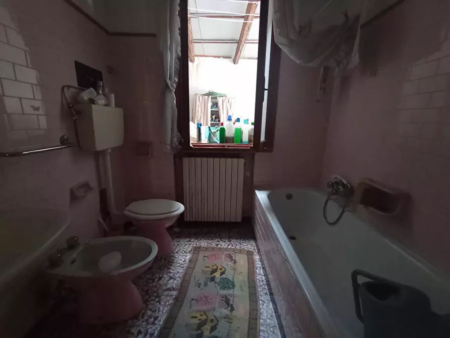 Immagine 9 di Casa indipendente in vendita  in Via Boscochiaro, Via Dei Mille, 00 a Cavarzere