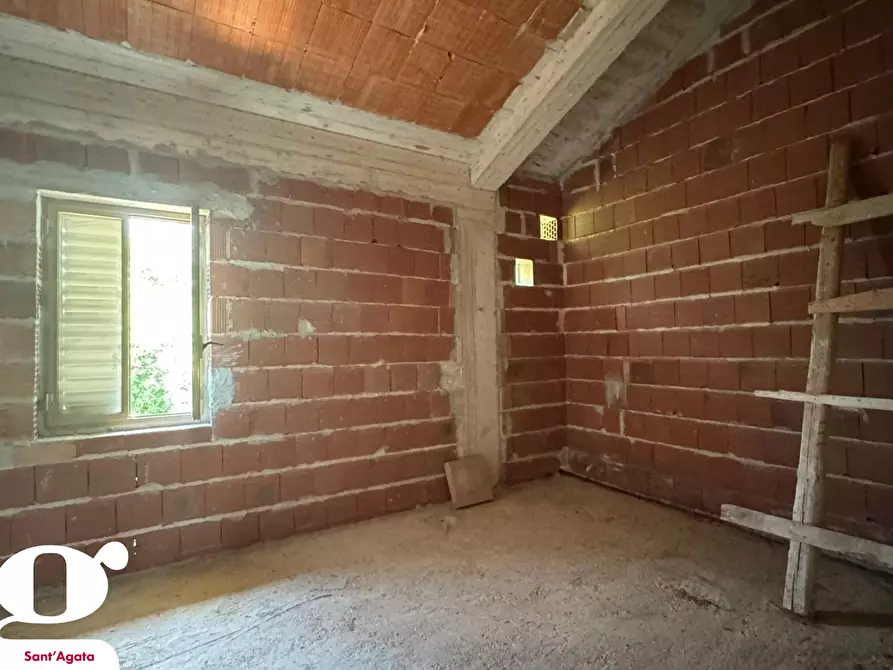 Immagine 28 di Villa in vendita  in Contrada VALLE BRUCA, 233 a Sant'agata Di Militello