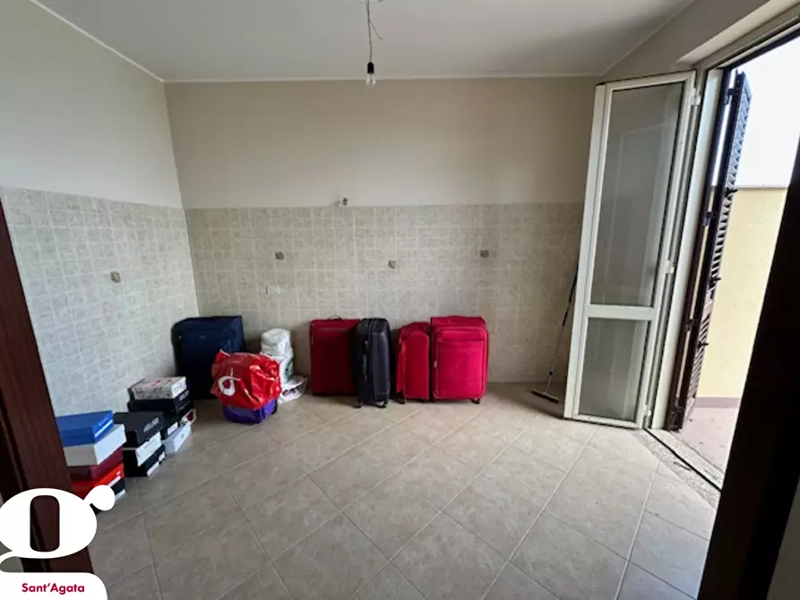 Immagine 6 di Appartamento in vendita  in Via BENEDETTO BRIN, 333 a Caronia