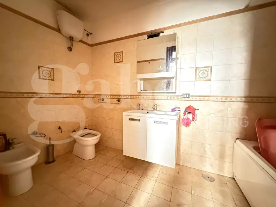 Immagine 21 di Appartamento in vendita  in Via Ventaglieri a Napoli